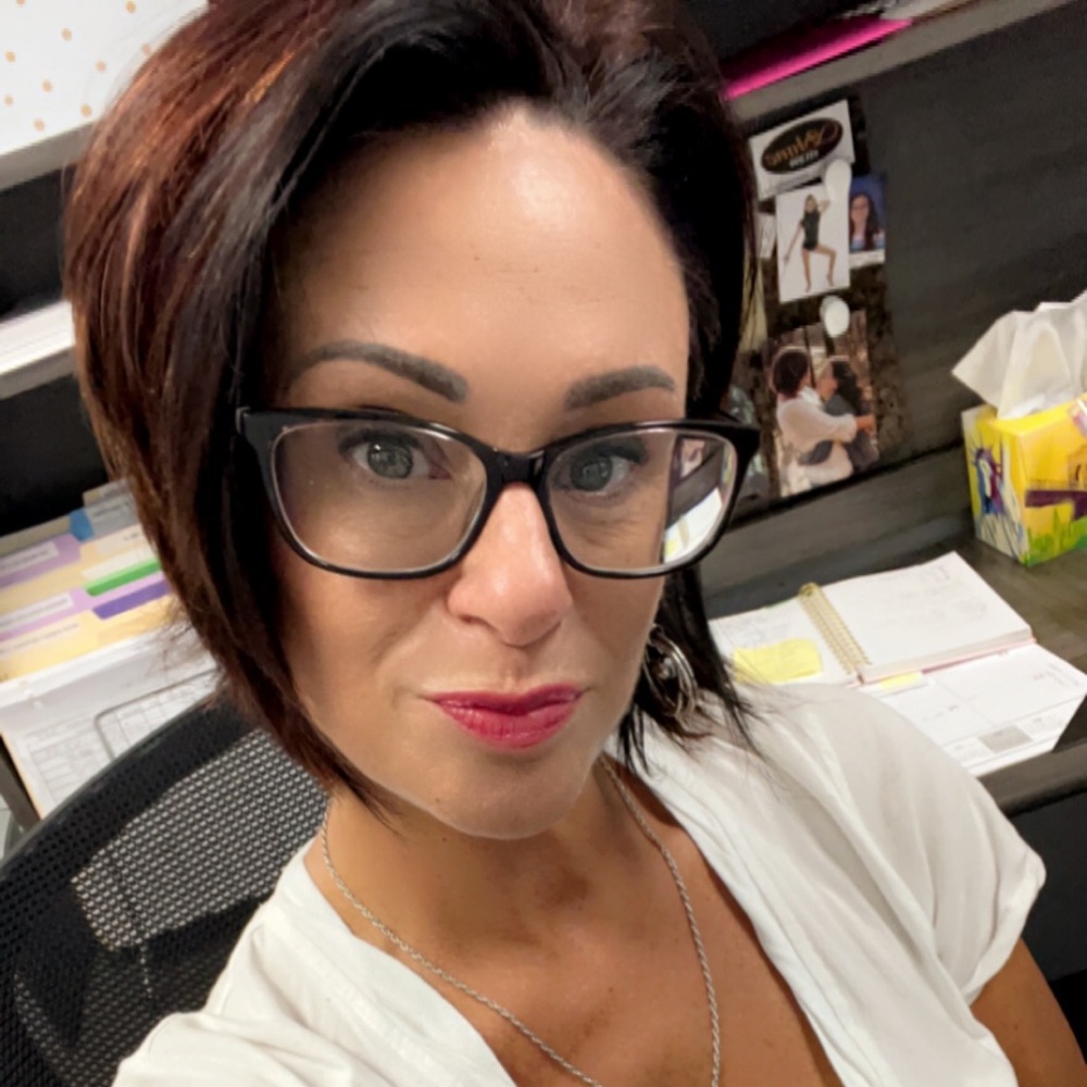 Meet your Posher, Gina